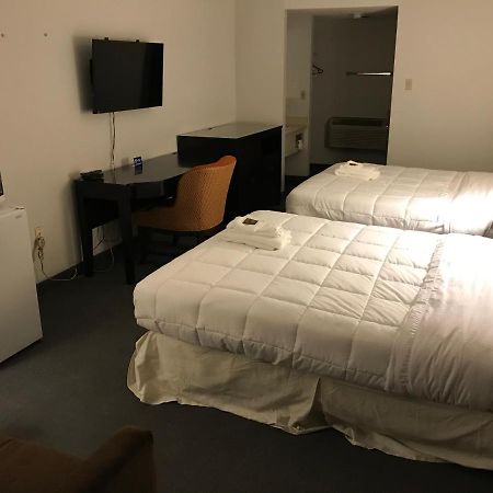Strathroy Motor Inn Delaware Buitenkant foto