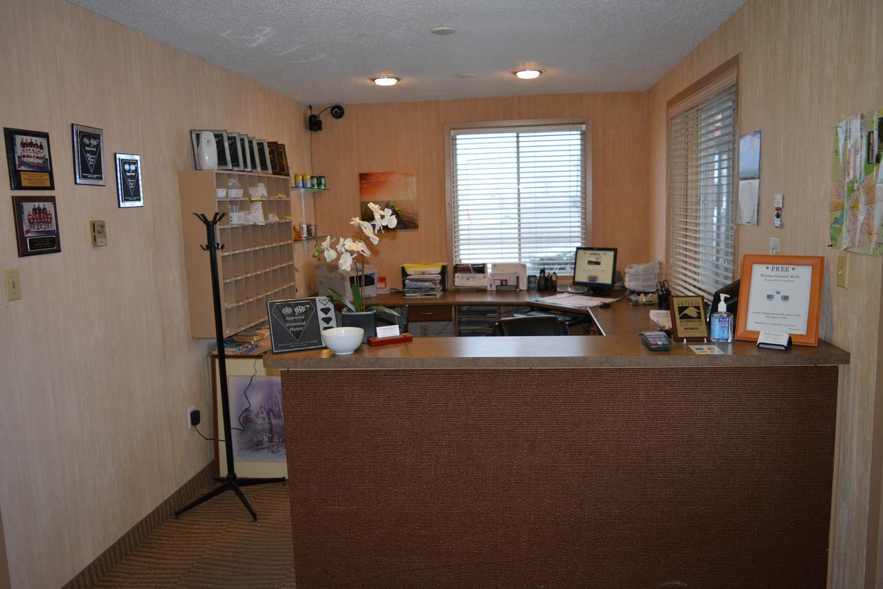 Strathroy Motor Inn Delaware Buitenkant foto